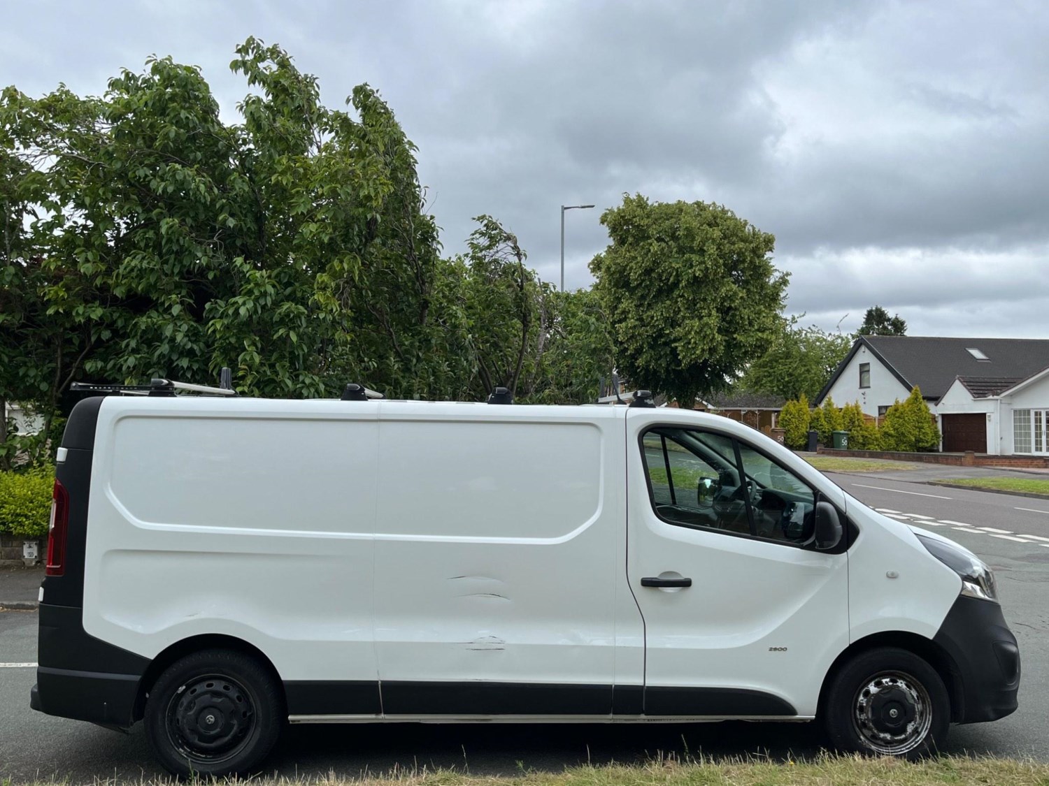 Vauxhall Vivaro Listing Image