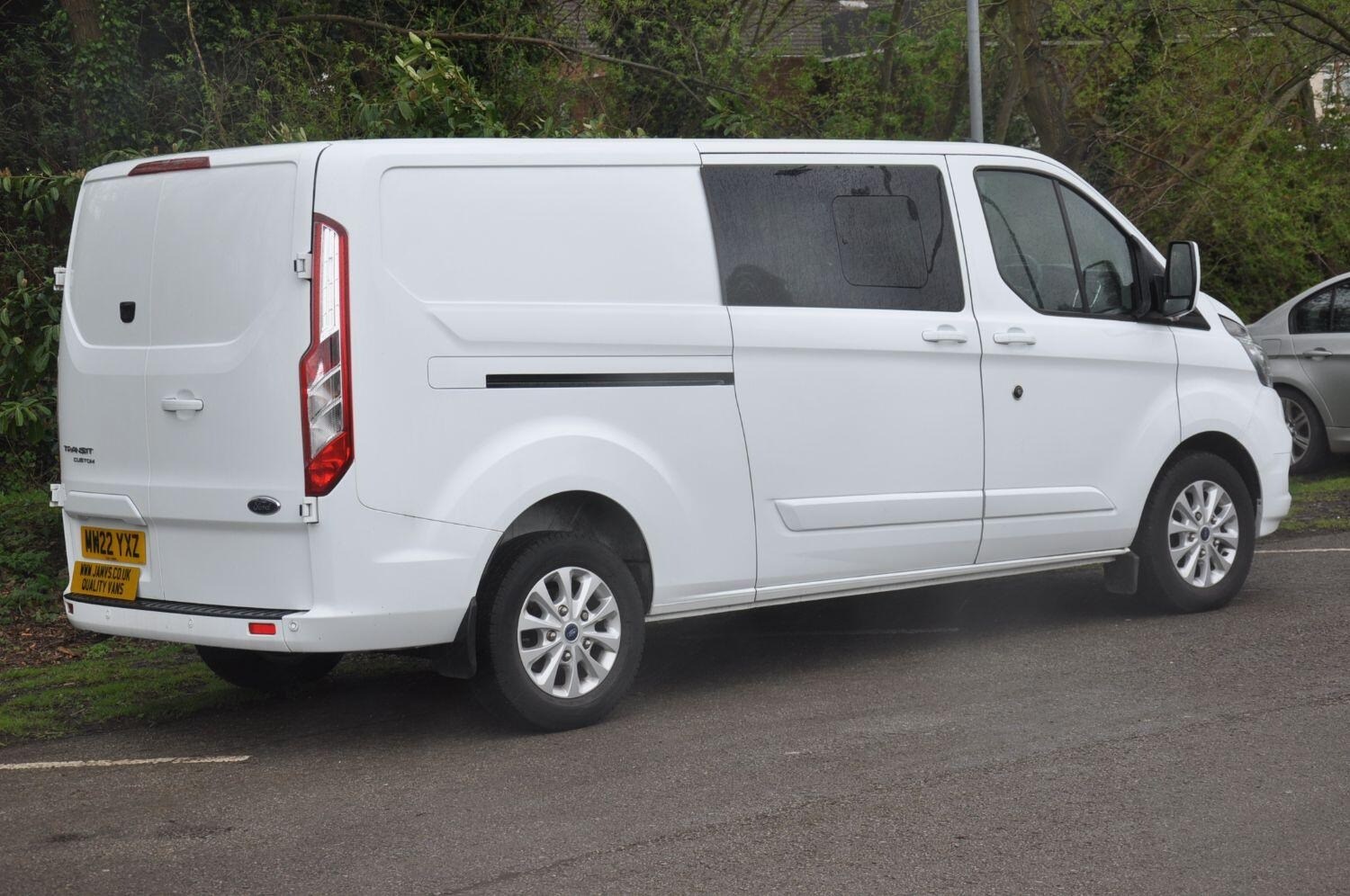 Ford Transit Custom Listing Image