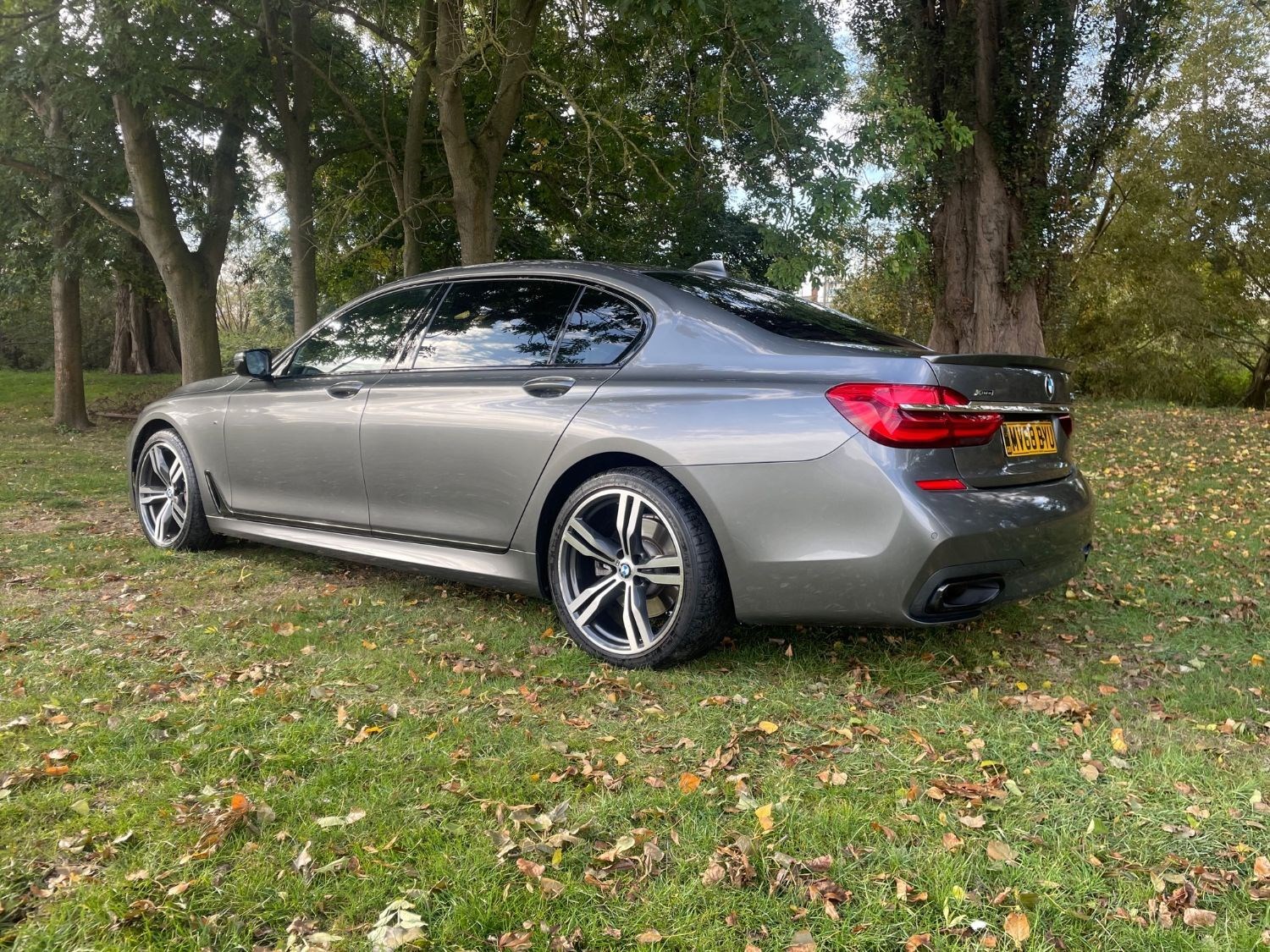 BMW 7 Series Listing Image