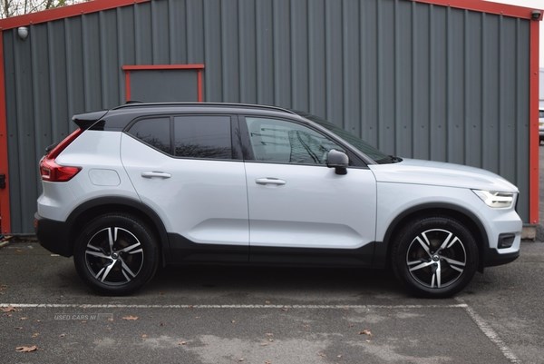 Volvo XC40 Listing Image