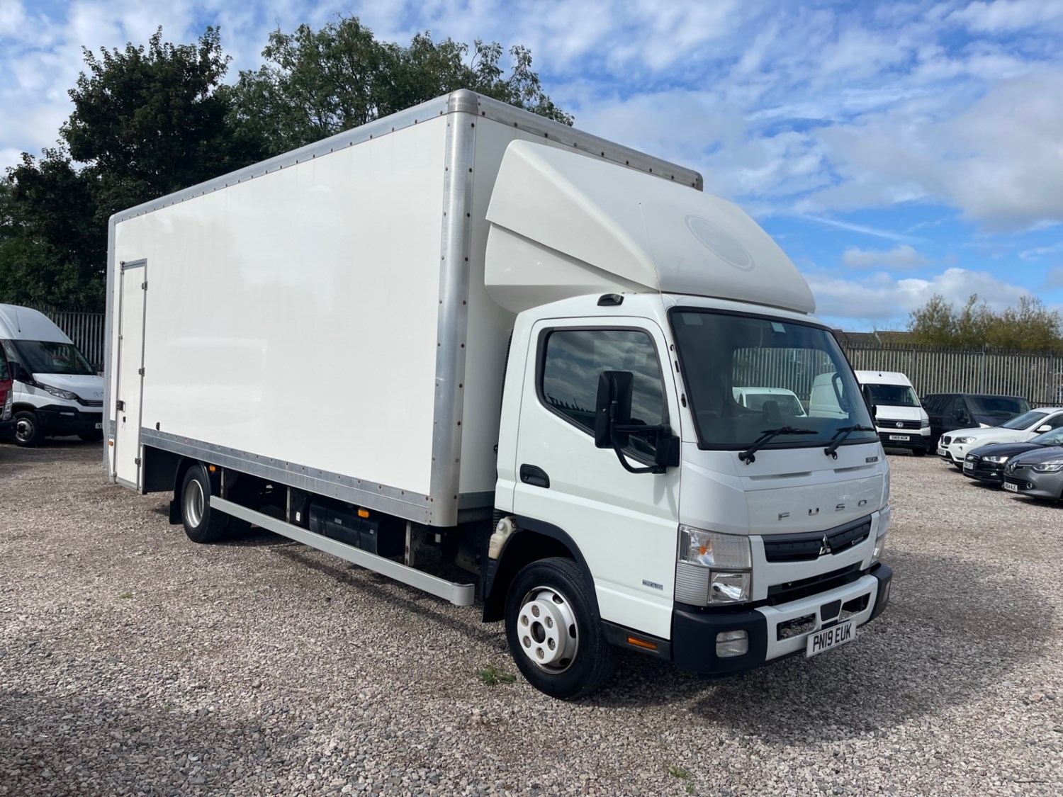 Mitsubishi Canter Listing Image