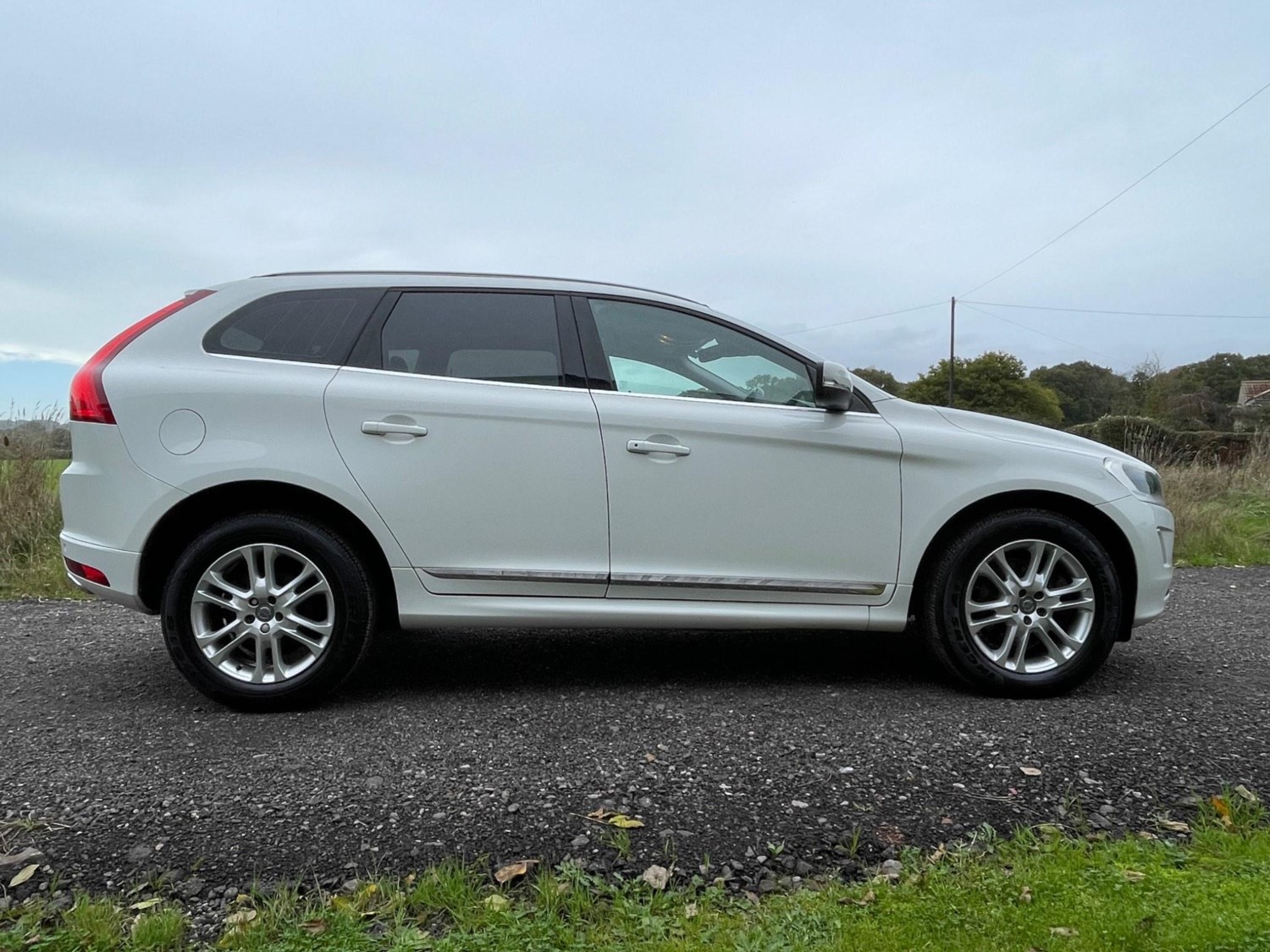 Volvo XC60 Listing Image