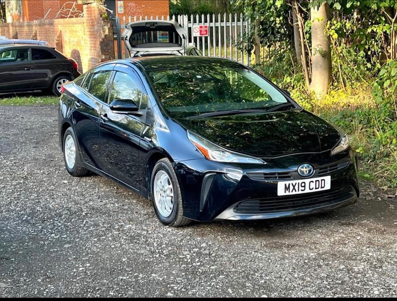 Toyota Prius Listing Image