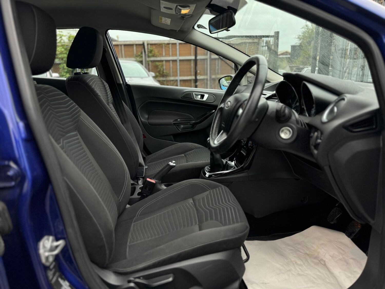 Ford Fiesta Listing Image