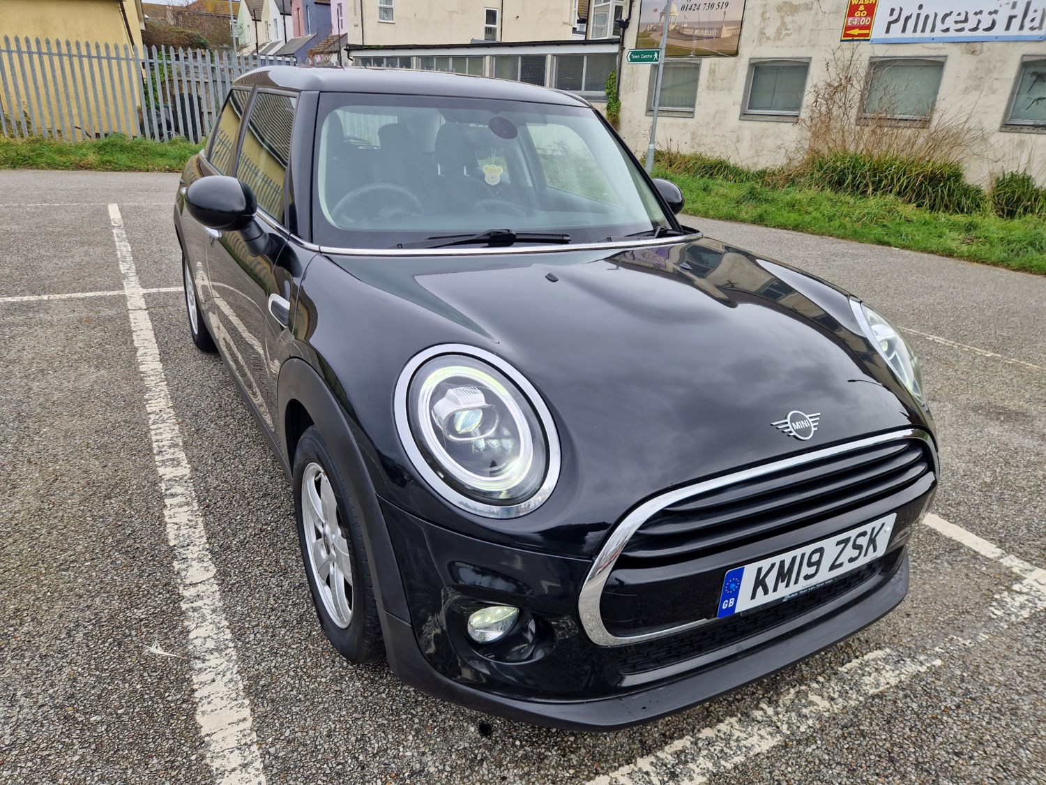 MINI Hatch Listing Image