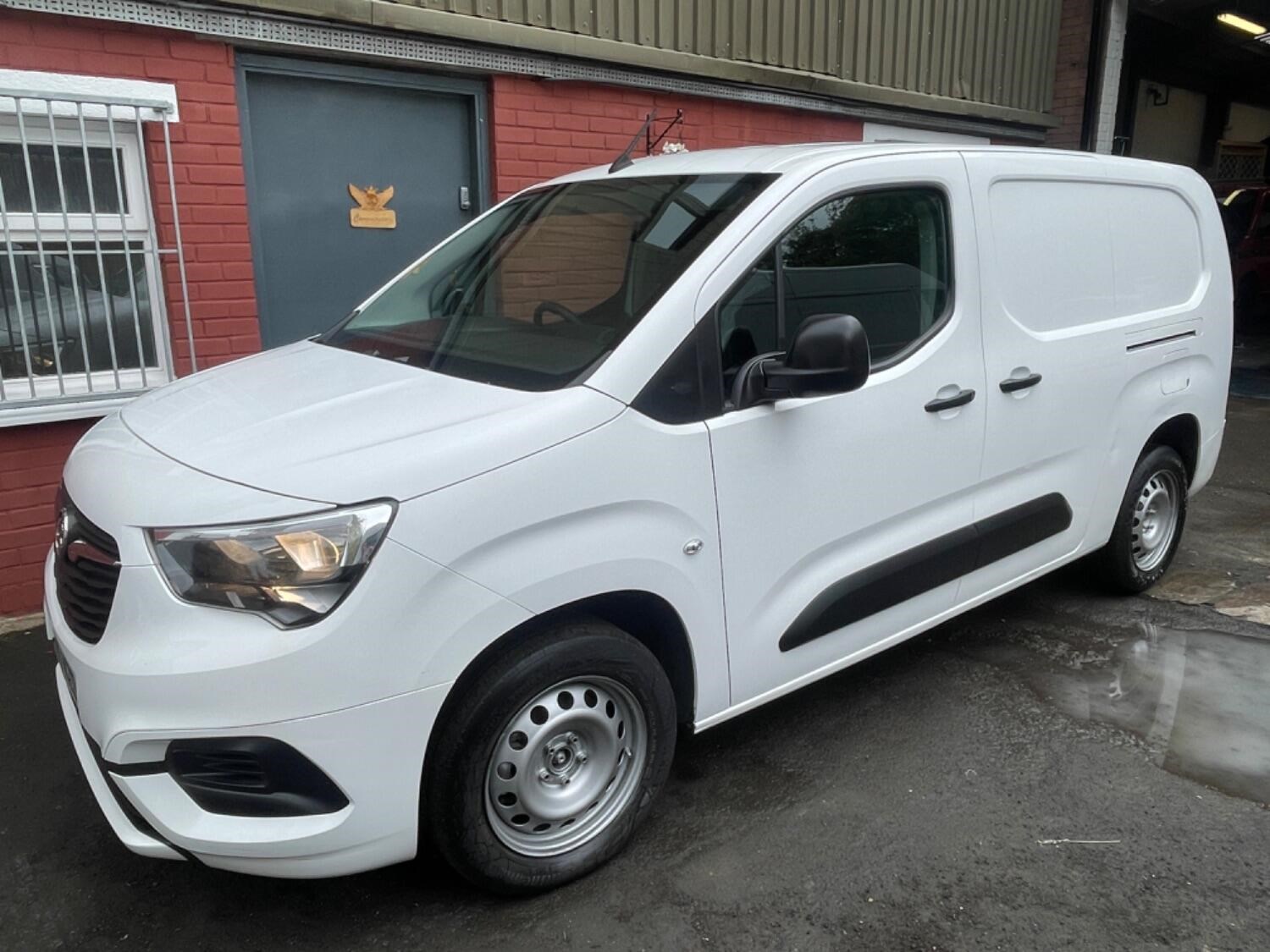 Vauxhall Combo Listing Image