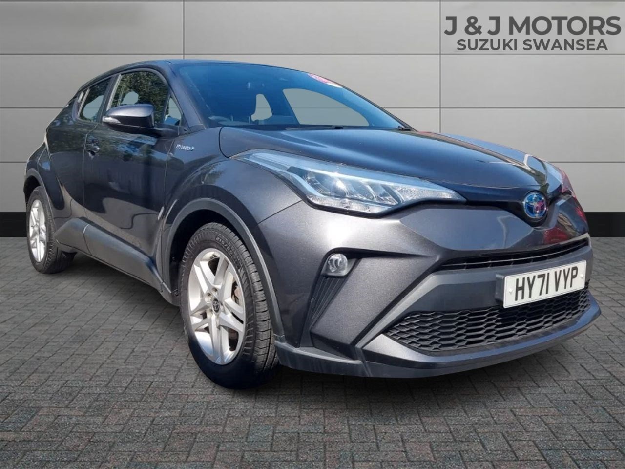 Toyota C-HR Listing Image