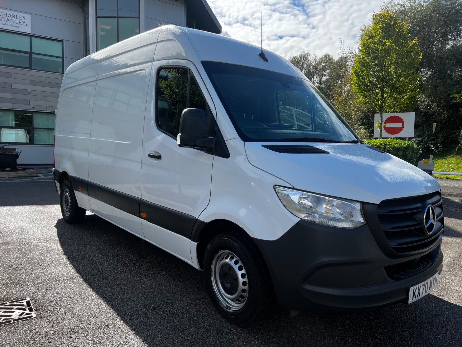 Mercedes-Benz Sprinter Listing Image