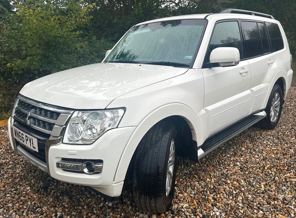 Mitsubishi Shogun Listing Image