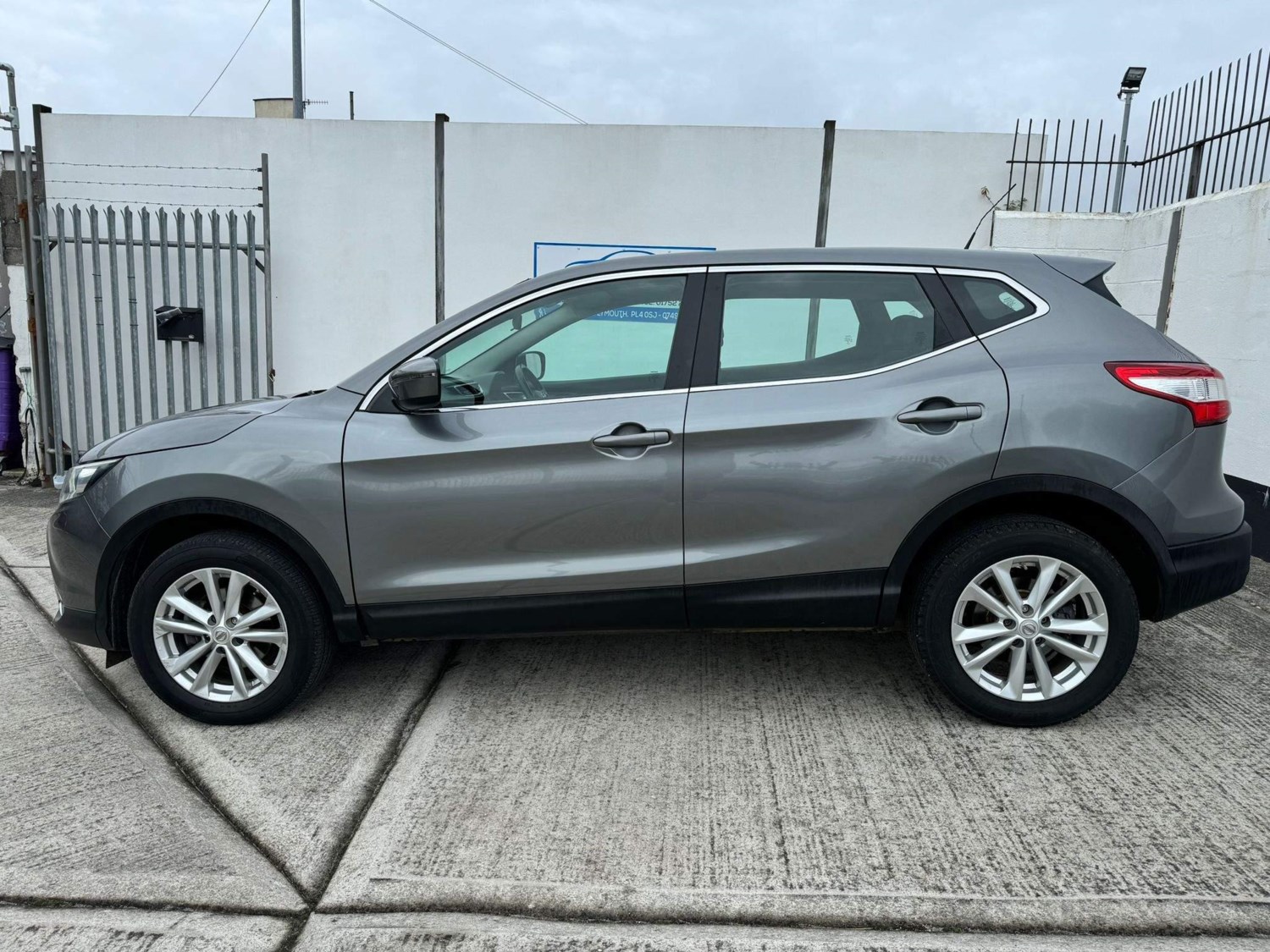 Nissan Qashqai Listing Image