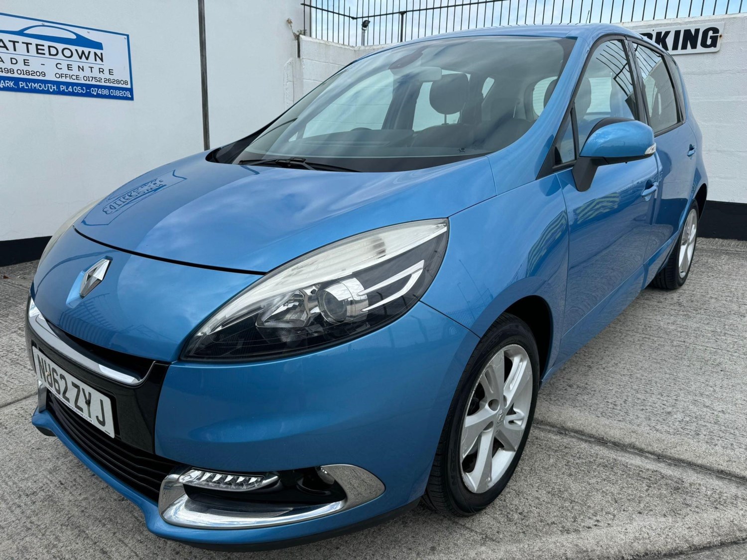 Renault Scenic Listing Image