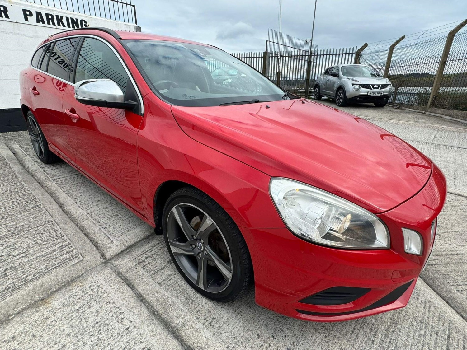 Volvo V60 Listing Image