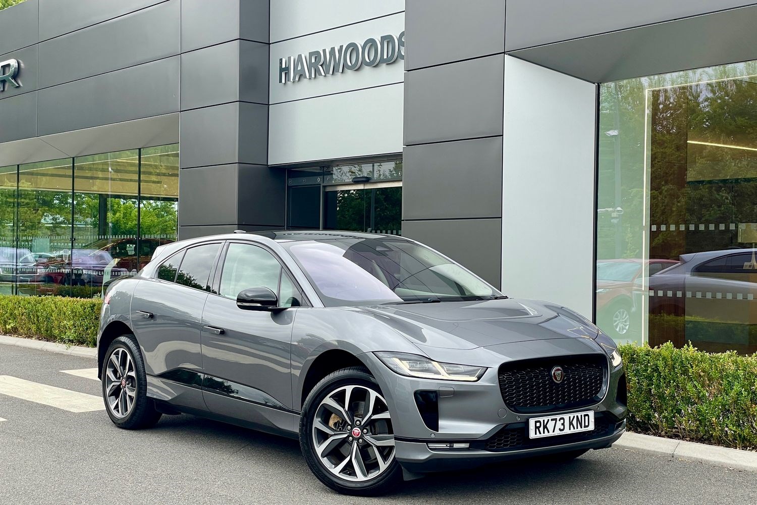 Jaguar I-PACE Listing Image