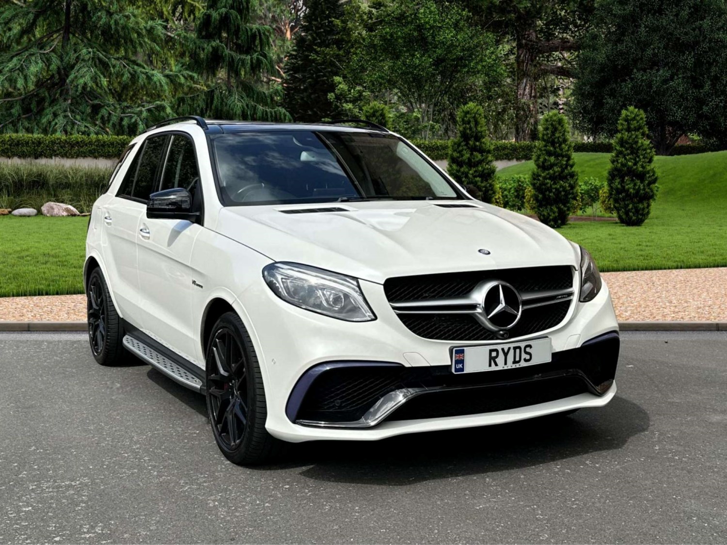 Mercedes-Benz GLE Listing Image