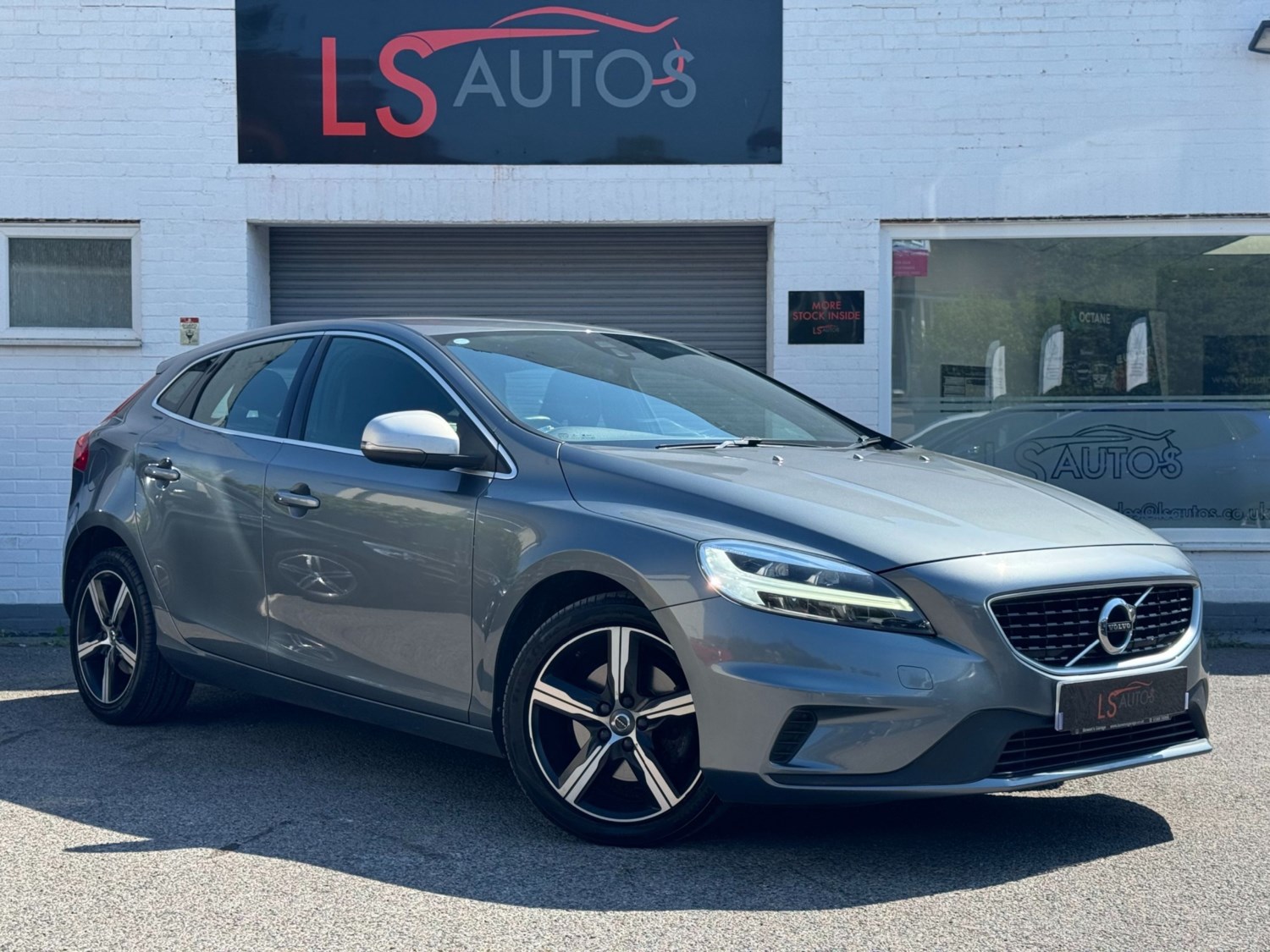 Volvo V40 Listing Image