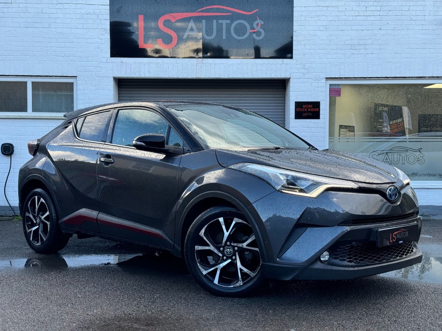 Toyota C-HR Listing Image