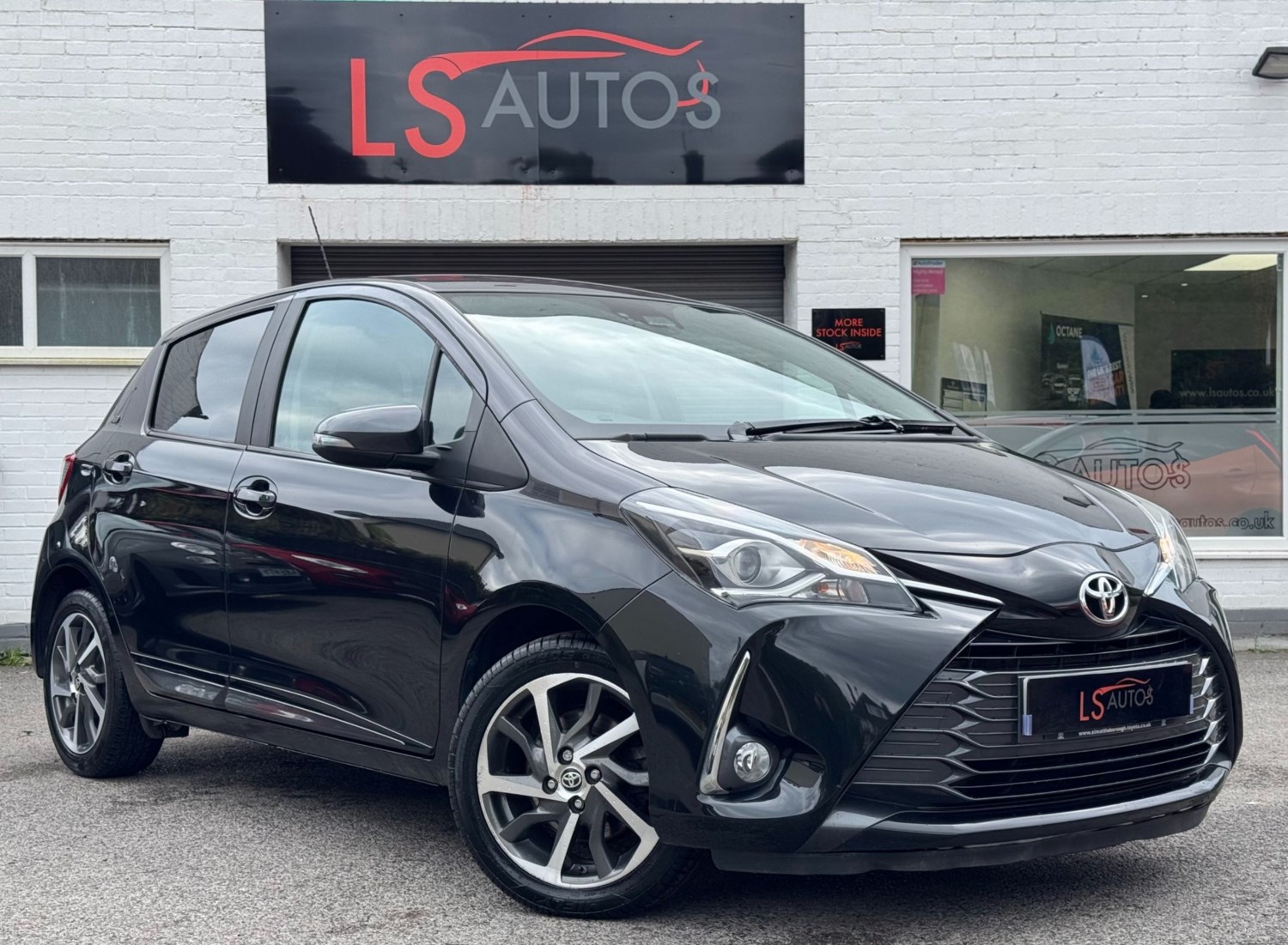 Toyota Yaris Listing Image