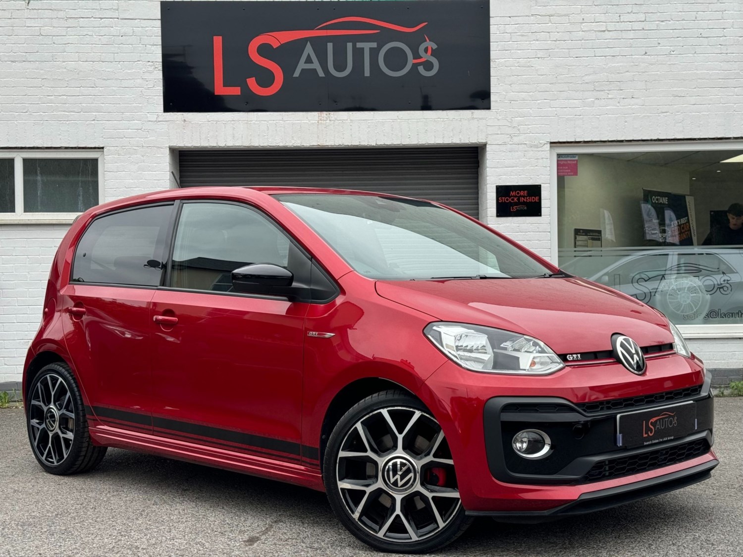 Volkswagen up! Listing Image