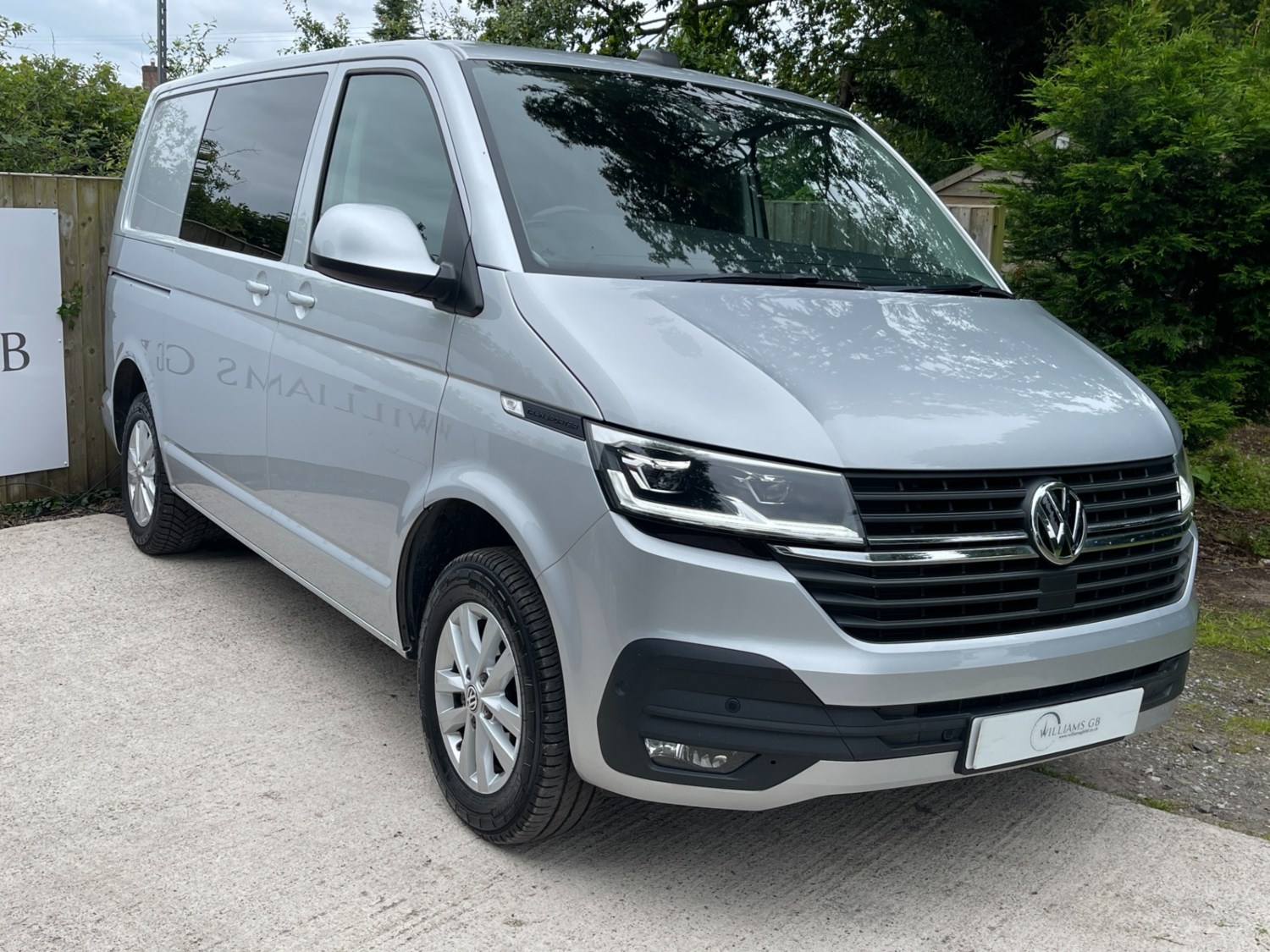 Volkswagen Transporter Listing Image