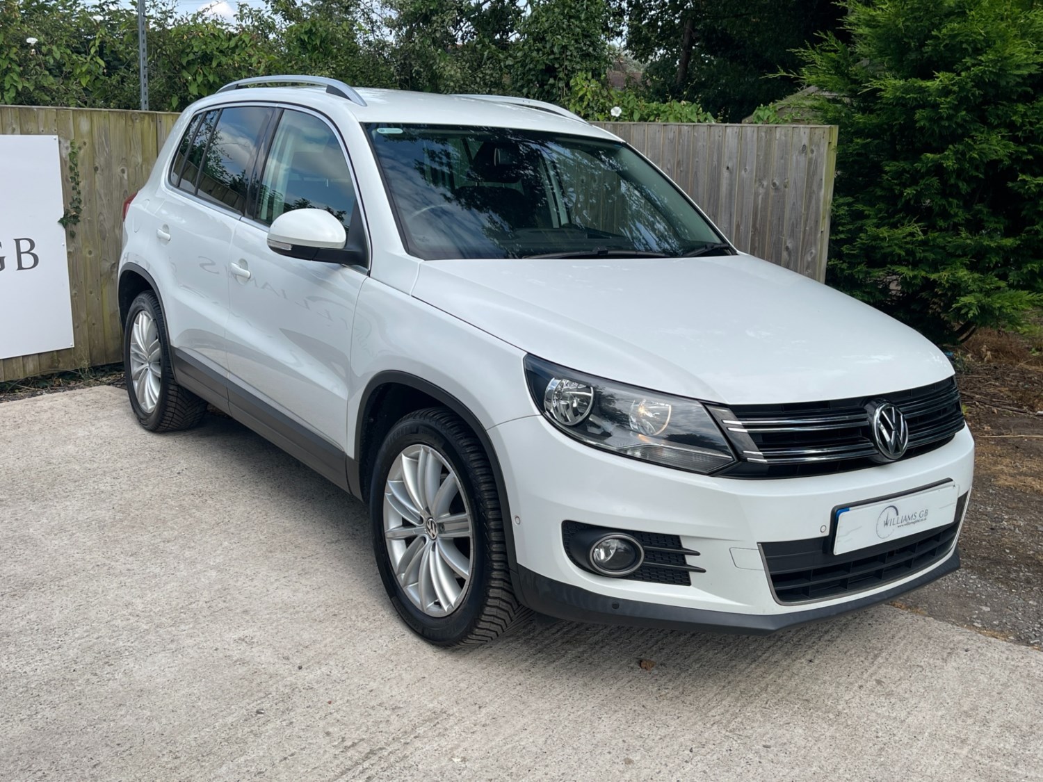 Volkswagen Tiguan Listing Image