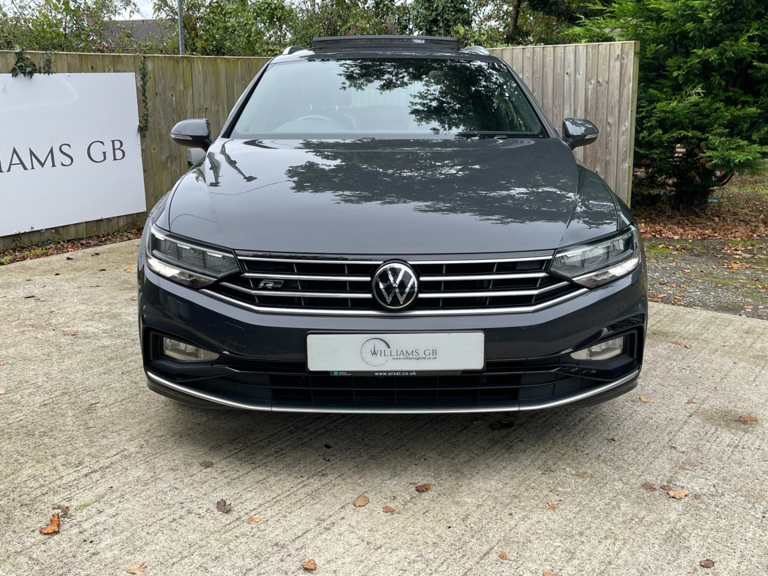 Volkswagen Passat Listing Image