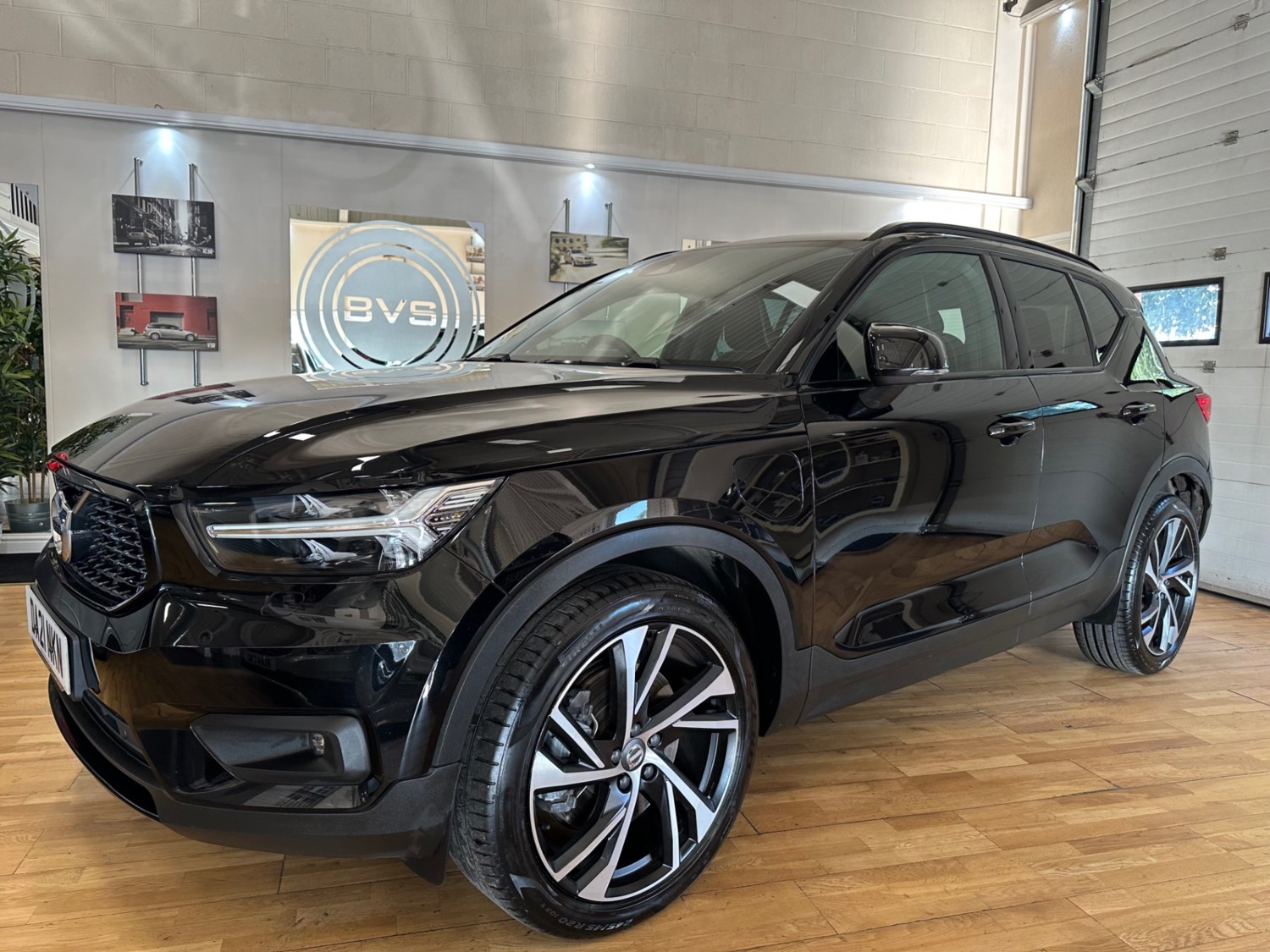 Volvo XC40 Listing Image