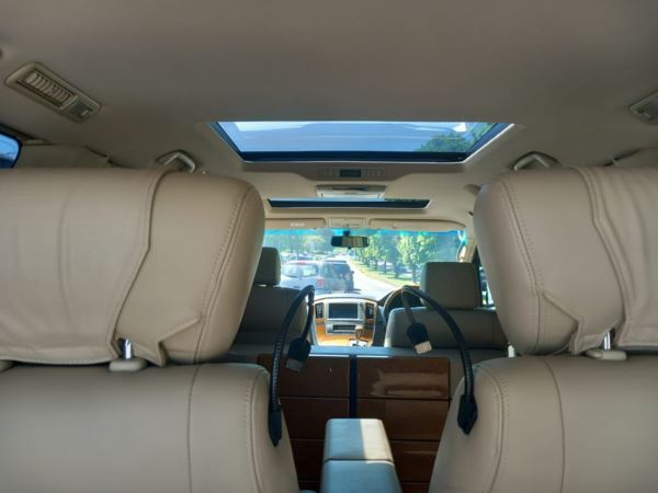 2007 Toyota ALPHARD ROYAL LOUNGE 3.0 Automatic ''ROYAL LOUNGE'' LIMO - ELECTRIC DOORS SEATS ROOFS ETC For Sale In Swansea, Swansea