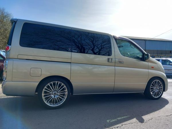 2004 Nissan Elgrand 3.5 AUTO - DOUBLE POWER DOORS - 49,000 MILES - 49K For Sale In Swansea, Swansea
