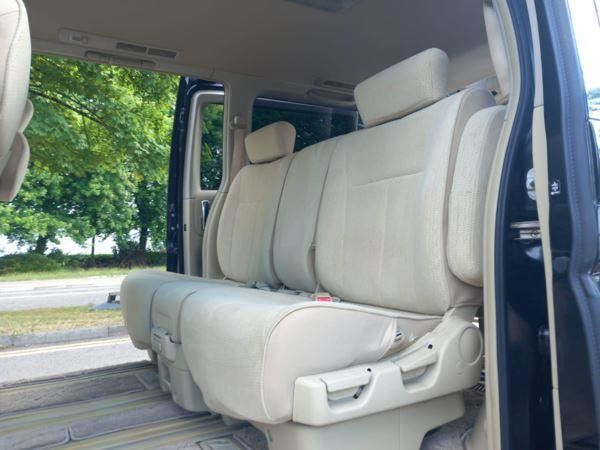 2007 (07) Nissan Elgrand 2.5 AUTOMATIC 4X4 - POWER DOORS - REVERSE CAMERA - FOUR WHEEL DRIVE For Sale In Swansea, Swansea