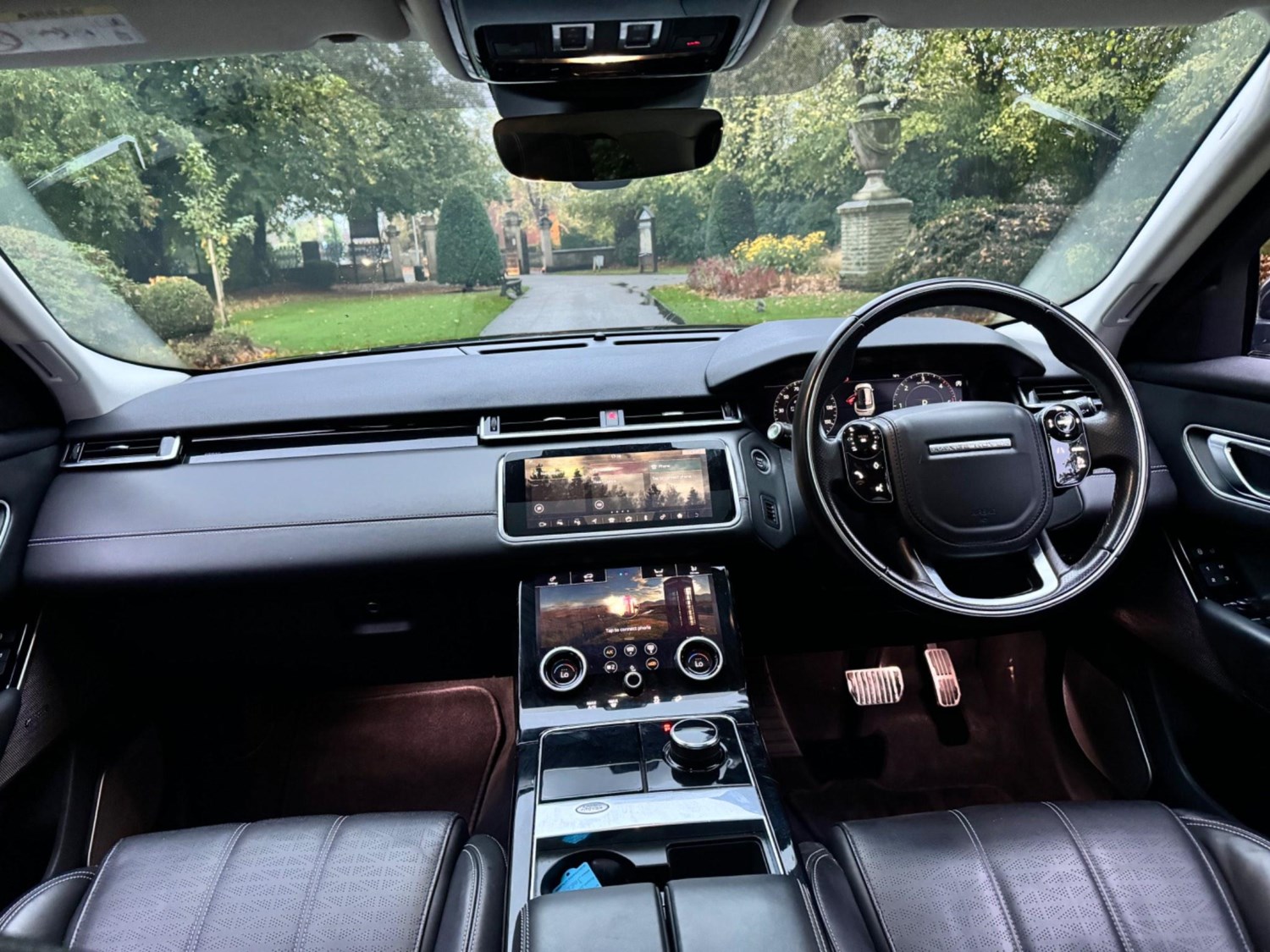 Land Rover Range Rover Velar Listing Image