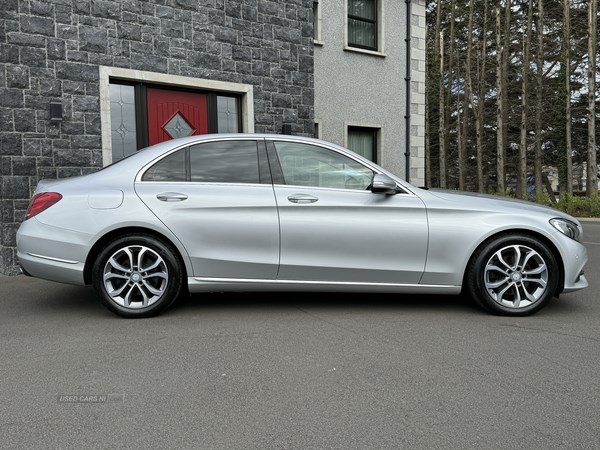 Mercedes-Benz C-Class Listing Image