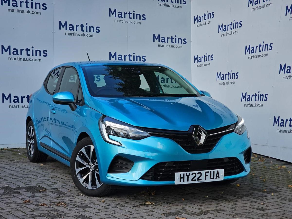 Renault Clio Listing Image