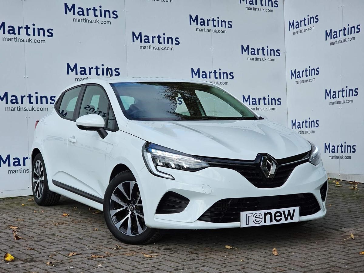 Renault Clio Listing Image