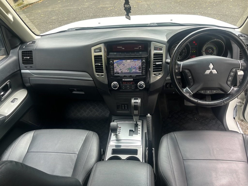 Mitsubishi Shogun Listing Image