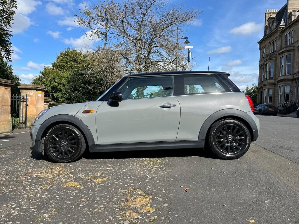 MINI Hatch Listing Image