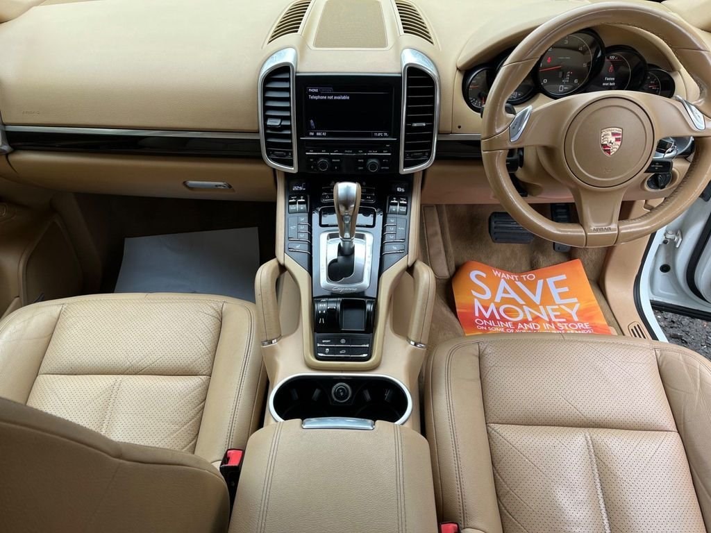 Porsche Cayenne Listing Image