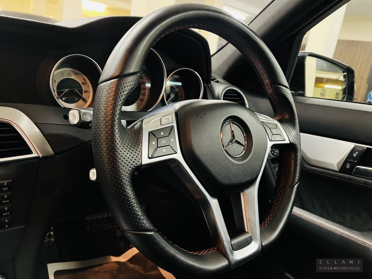 Mercedes-Benz C-Class Listing Image