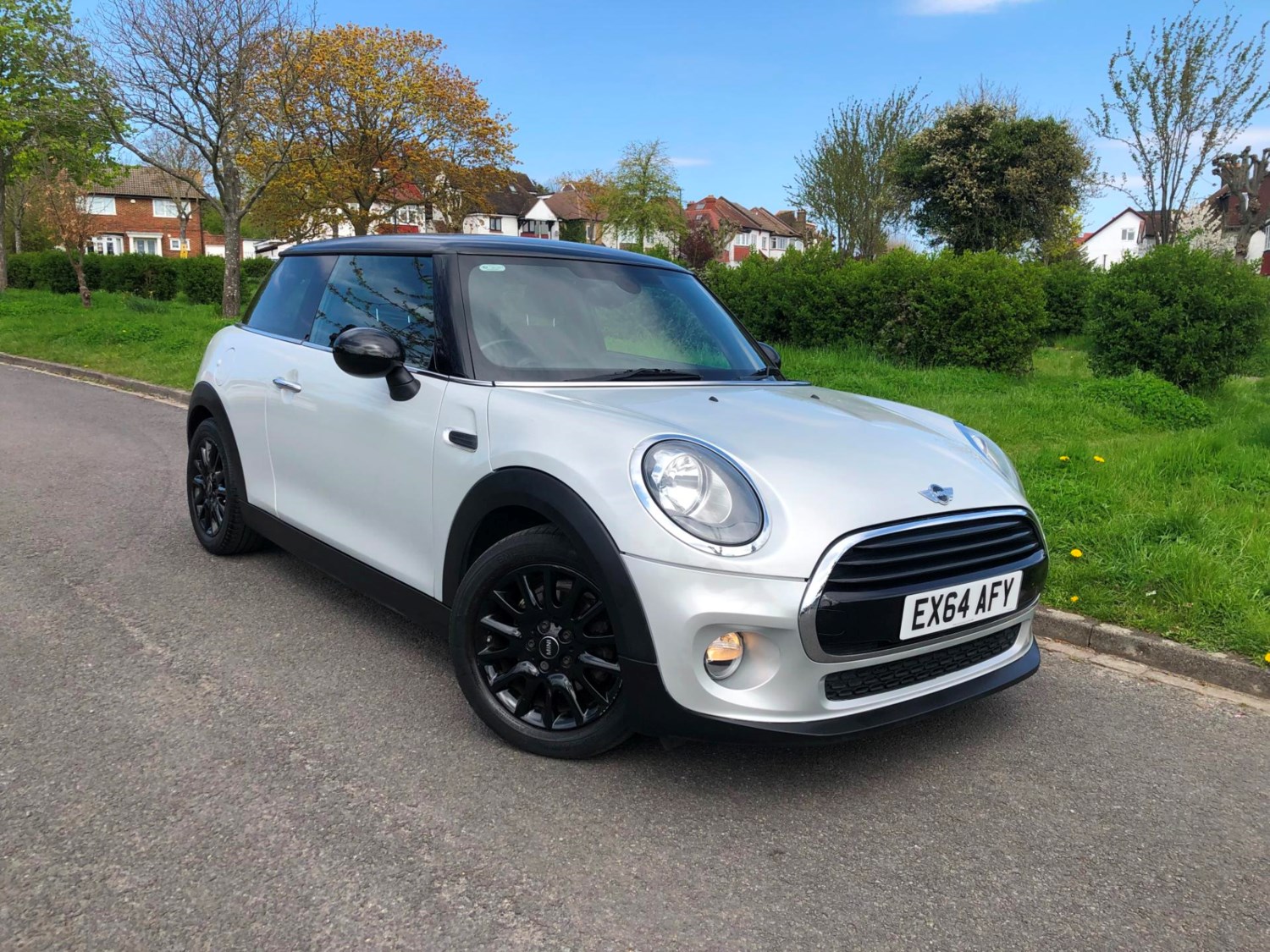 MINI Hatch Listing Image