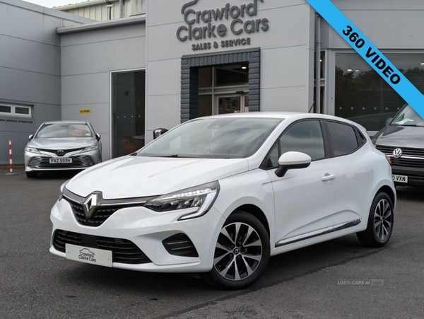 Renault Clio Listing Image