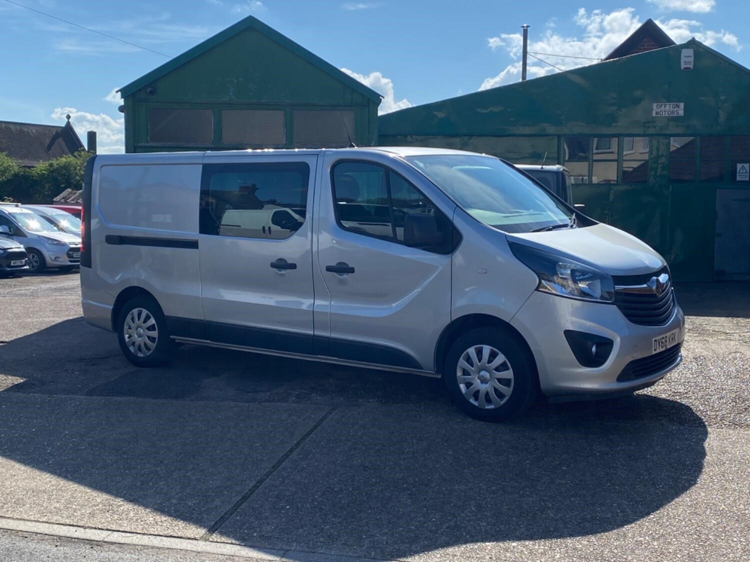 Vauxhall Vivaro Listing Image