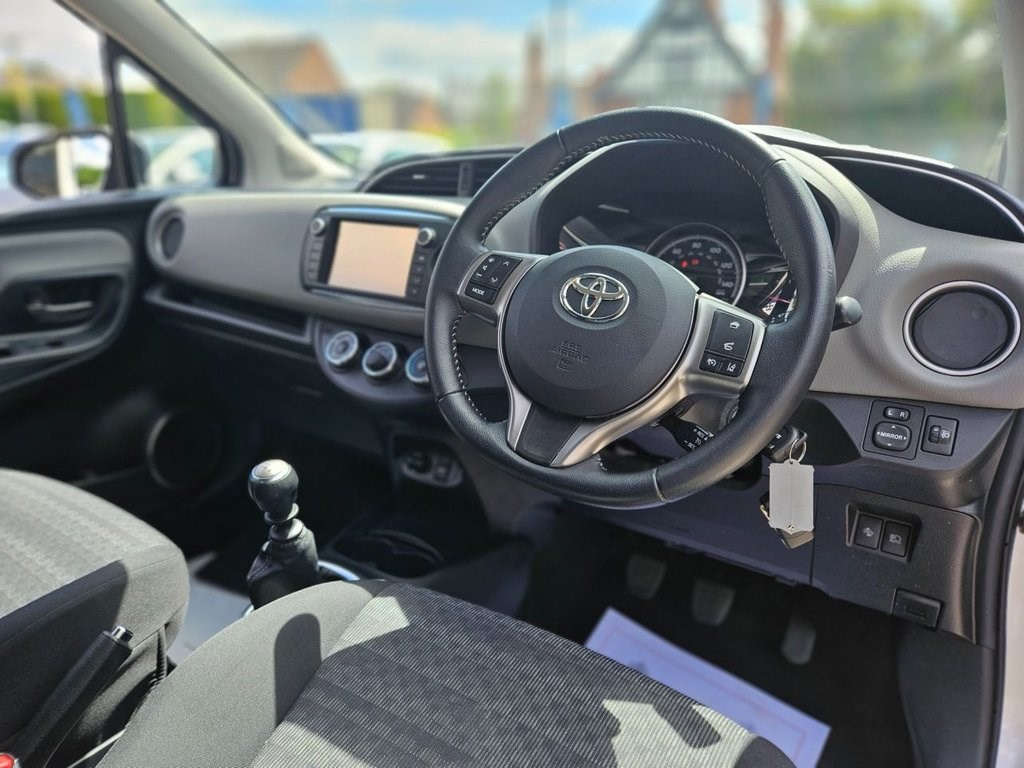 Toyota Yaris Listing Image