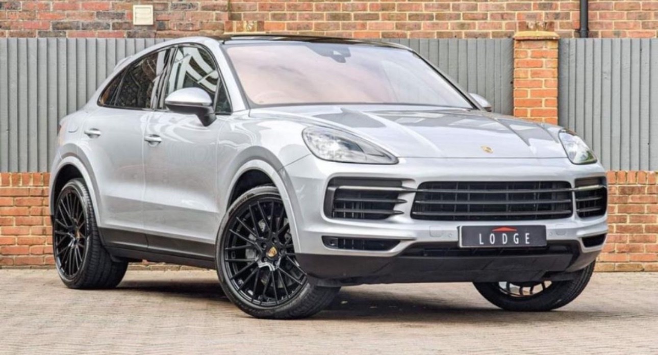 Porsche Cayenne Listing Image