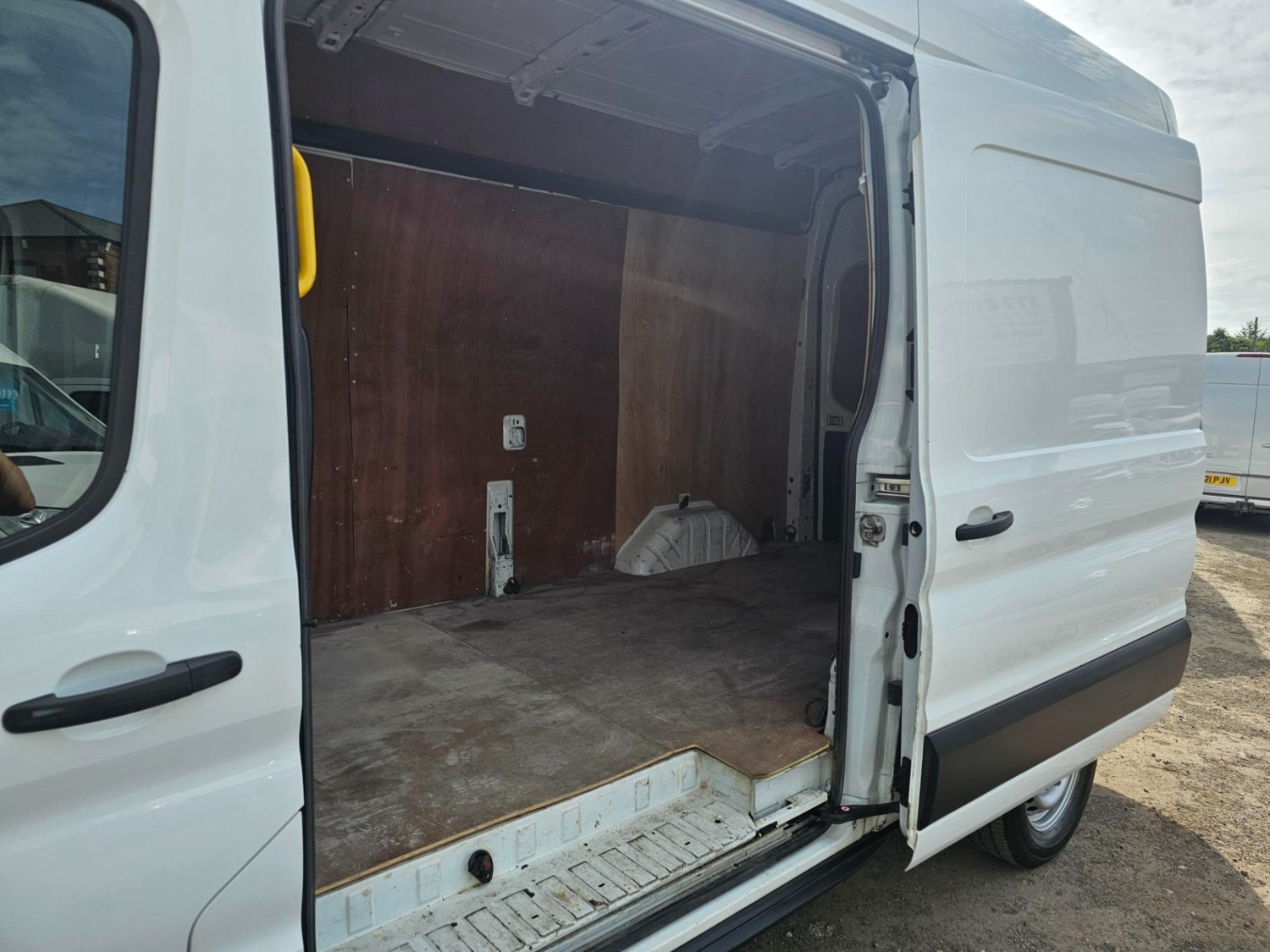 Ford Transit Listing Image