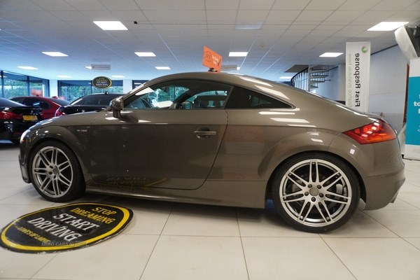 Audi TT Listing Image