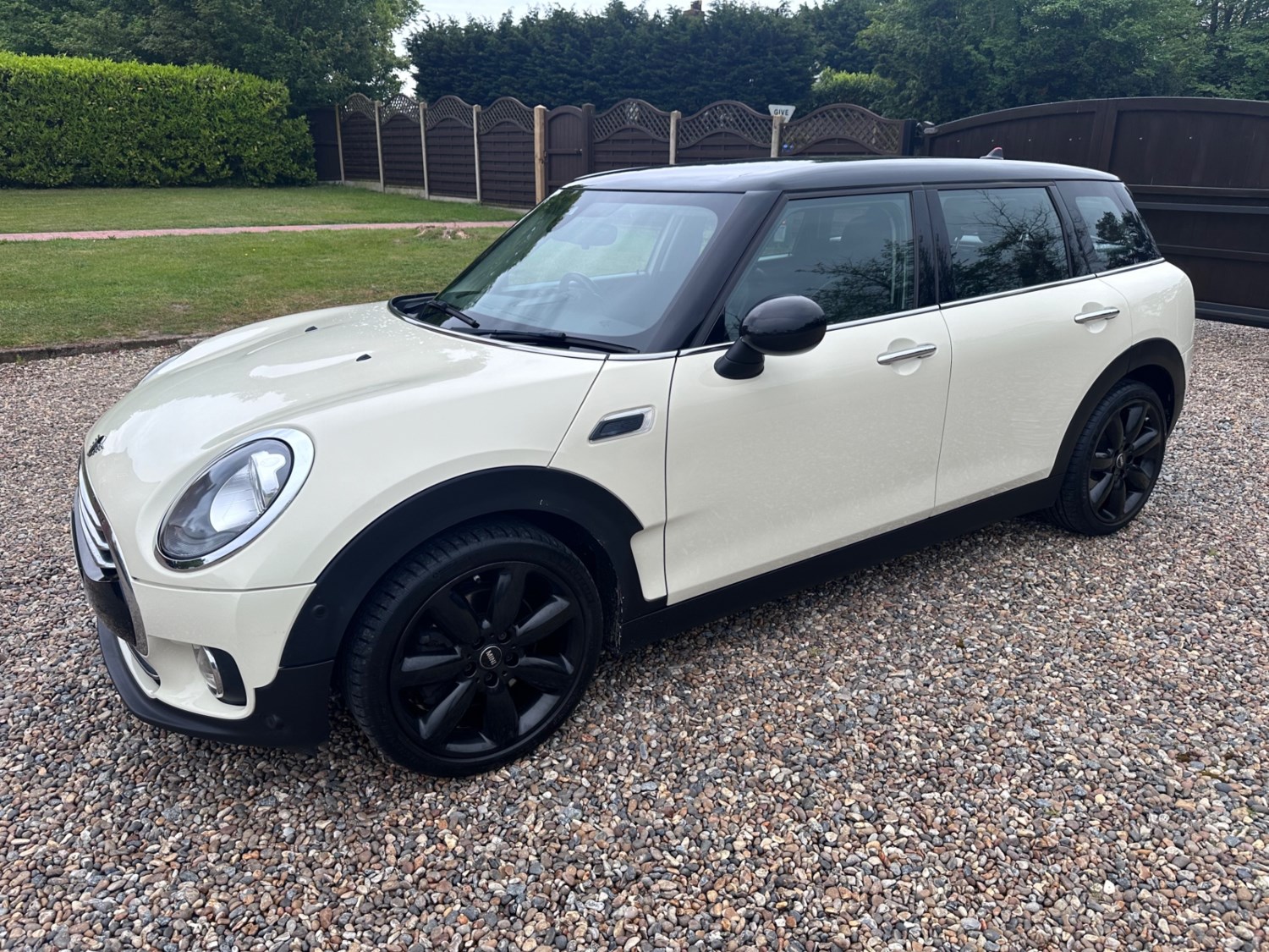 MINI Clubman Listing Image