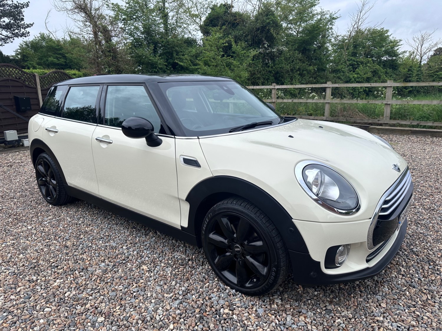 MINI Clubman Listing Image