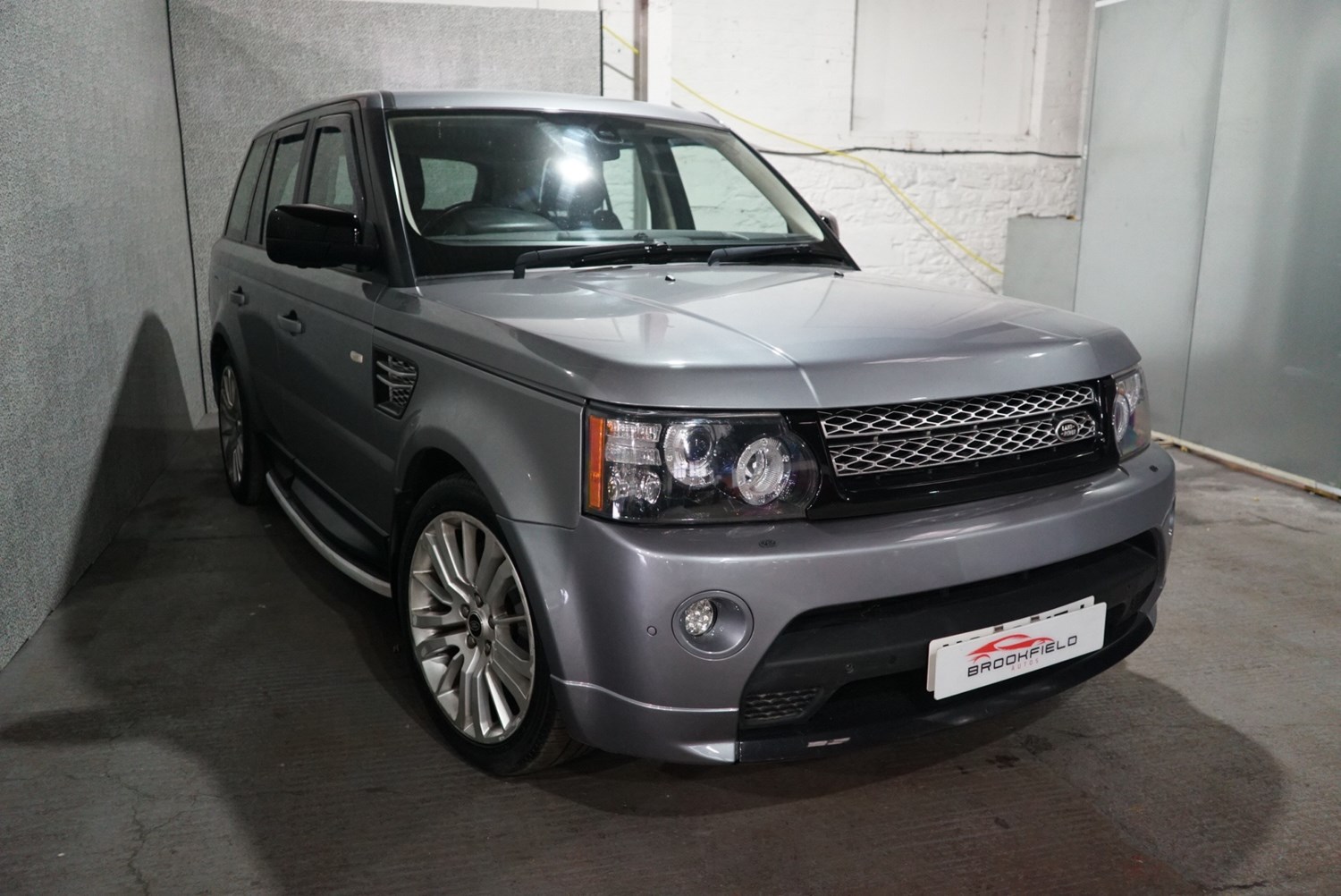 Land Rover Range Rover Sport Listing Image