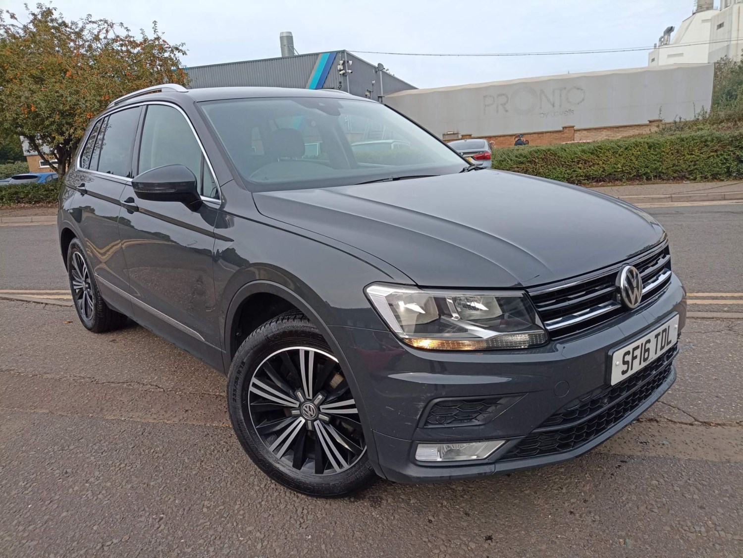 Volkswagen Tiguan Listing Image