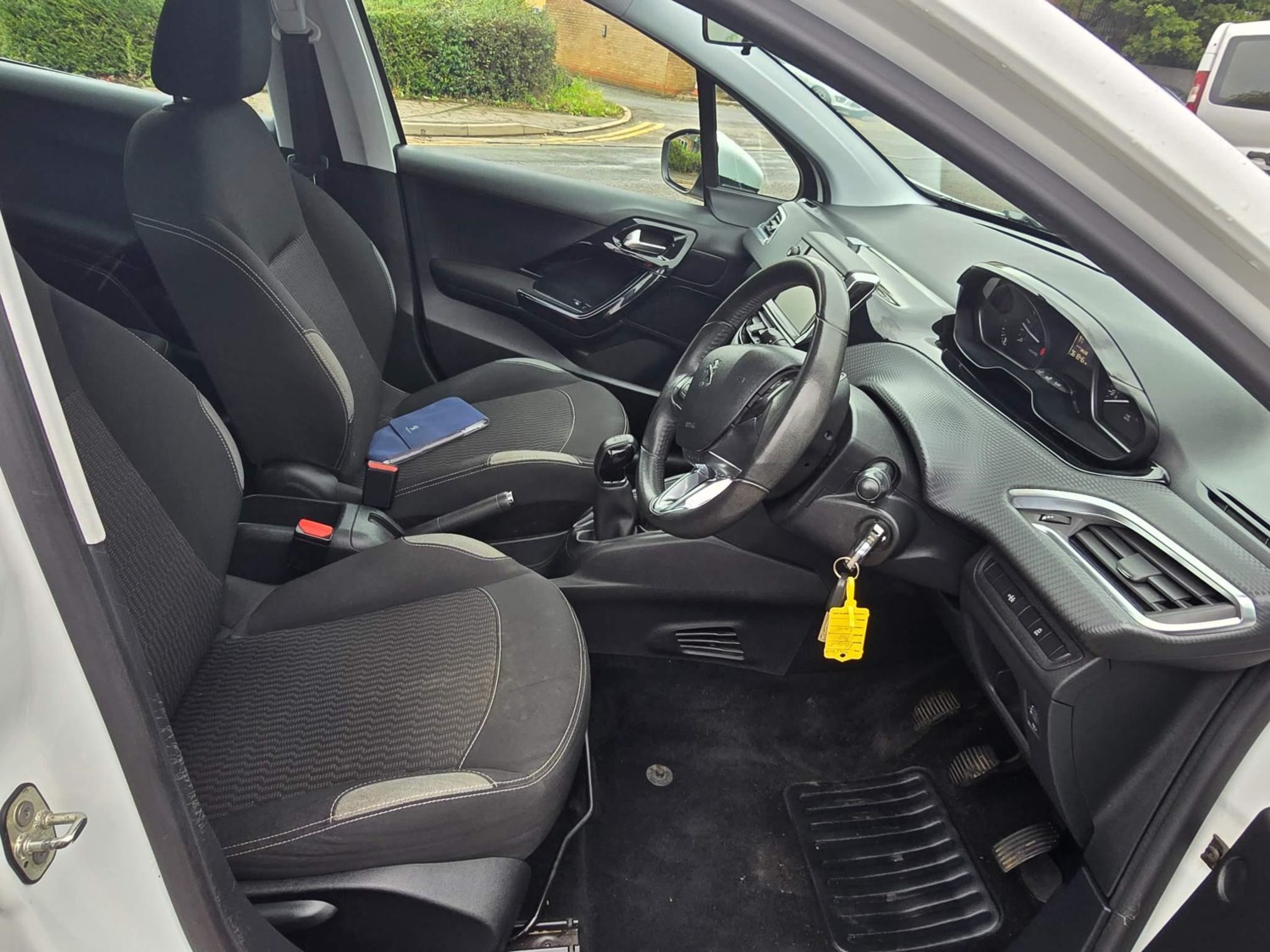 Peugeot 208 Listing Image