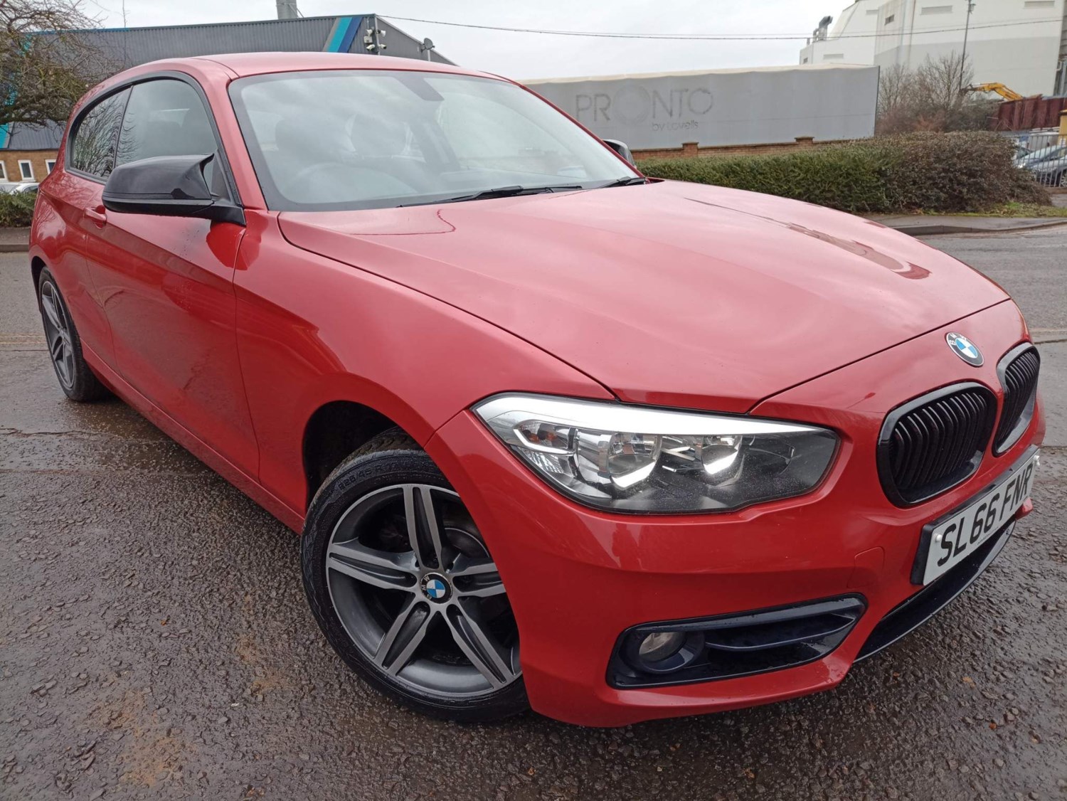 BMW 1 Series Listing Image